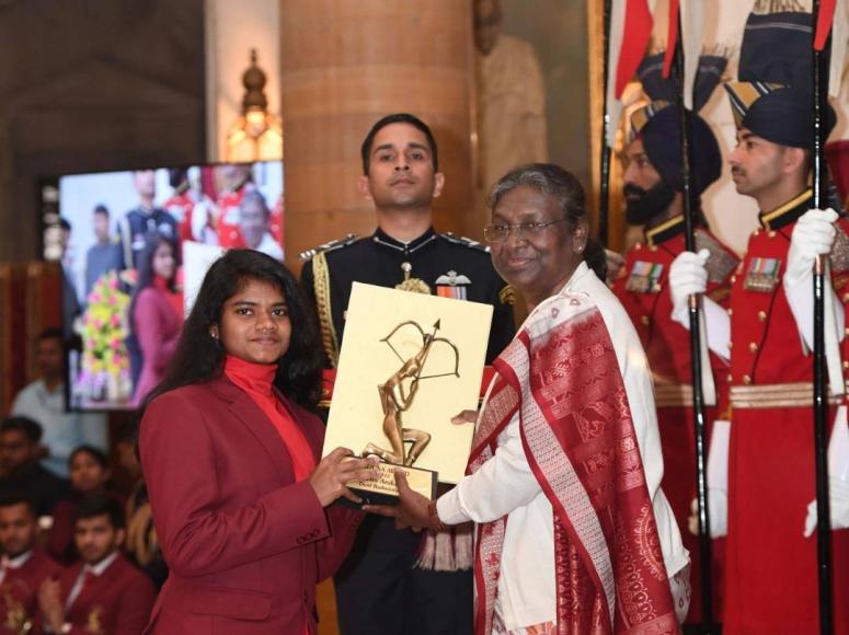 HCL Foundation Sports Scholar Jerlin Anika receives Arjuna Award 2022